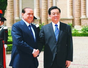 阿尔巴尼亚总理单膝跪地迎接意总理